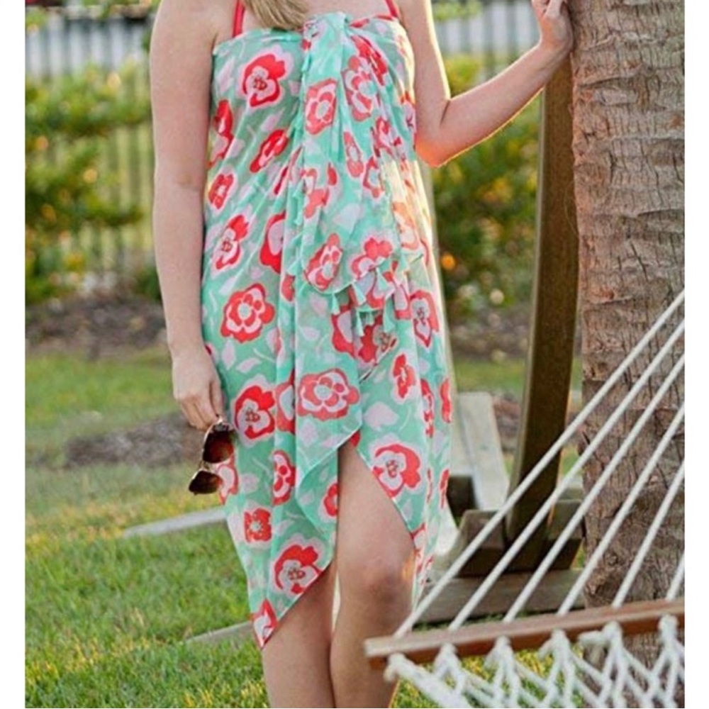 Flora Bora beach wrap